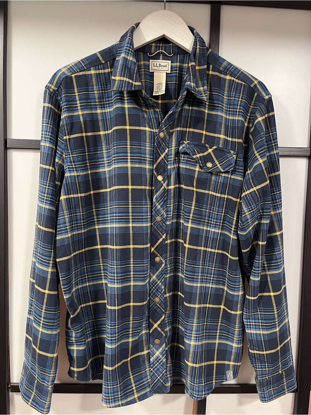 L.L. Bean Mountainside Brushed Performance Snap Flannel Shirt Navy Gold L